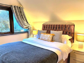 BlueBell 16-Hot Tub-Woodland Lodges-Pembrokeshire